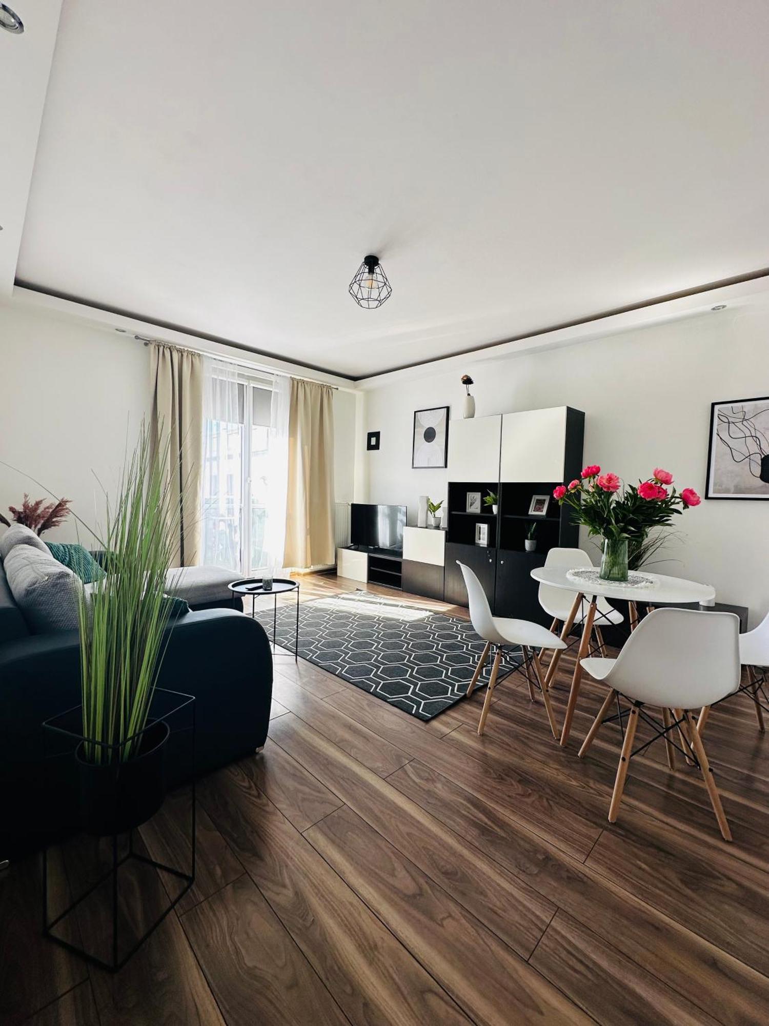 City Apartment Czestochowa Centrum 2-Bedroom Esterno foto